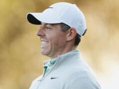 McIlroy risponde con un tiro mentre Penge condivide il vantaggio di Genesis a metà percorso