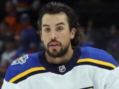 Un difensore droitier dans la mire des Bruins