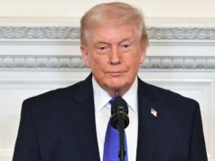 Trump cube che sta “considerando” un attacco militare limitato per fare pressione sull’Iran affinché raggiunga un accordo sul nucleare