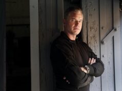 Le celebrità esprimono dolore per la morte di Eric Dane, orgoglio per la sua battaglia “eroica” contro la SLA