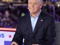 La star di Fox Information Sean Hannity si unisce alla parata dei podcast