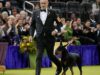 Il doberman pinscher di nome Penny vince il finest in present al 150esimo spettacolo canino annuale del Westminster Kennel Membership