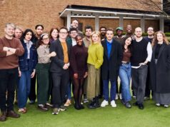 Scrittori di 8 gatti su 10 tra quelli che si uniscono al Saturday Evening Dwell UK