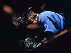 Harry Types One Night time in Manchester: ogni canzone della scaletta nel concerto esclusivo di Netflix