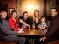 La star di Coronation Avenue, Eva Worth, ammette il complotto dell’omicidio come un segreto svelato