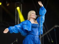 La canzone di successo di Natasha Bedingfield, Unscript, significa “sano” e significa “amore” dei fan