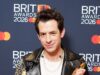 Mark Ronson rende un commovente tributo advert Amy Winehouse vincendo il premio Excellent Contribution To Music ai BRIT Awards