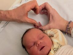 Rebecca Adlington partorisce! L’ex olimpionica dà il benvenuto alla figlia Thea Pleasure con il marito Andy Parsons dopo aver subito due devastanti aborti in tre anni