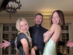 David Beckham filma un divertente TikTok con la figlia Harper e la fidanzata di Cruz, Jackie Apostel, prima della sfilata della moglie Victoria alla settimana della moda di Parigi