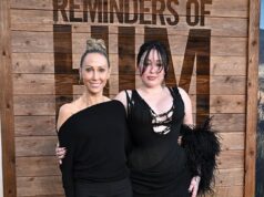 Noah e Tish Cyrus hanno raggiunto il primo tappeto rosso insieme dopo essersi riconciliati in seguito al dramma del triangolo amoroso madre-figlia