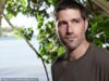 La star di Misplaced Matthew Fox rivela perché ha lasciato Hollywood dopo aver recitato in una serie di successo mentre torna a recitare
