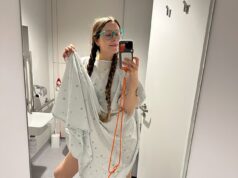 La star di Harry Potter Jessie Cave rivela di aver avuto un aumento del seno con i soldi raccolti dai suoi contenuti sui capelli OnlyFans