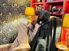 I fan di Stormzy implorano il rapper di unirsi alla formazione dei Celeb Traitors dopo che si è vantato di aver tradito tutti i suoi amici e la sorella durante l’esperienza dal vivo