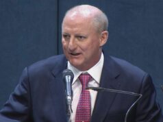 Berkshire Hathaway inizia a riacquistare azioni, il CEO Greg Abel acquista azioni per 15 milioni di dollari