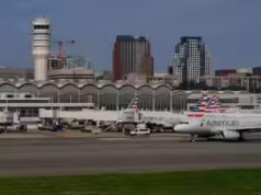 Interruzioni dei voli a Washington: le operazioni riprendono dopo che l’odore chimico ha innescato l’arresto a terra