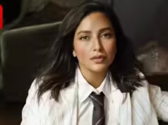 Subhashree torna a Calcutta dopo essere rimasto bloccato a Dubai