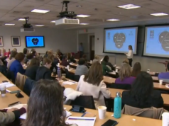 2 ex lavoratori federali hanno trasformato i loro licenziamenti in un movimento per aiutare gli altri