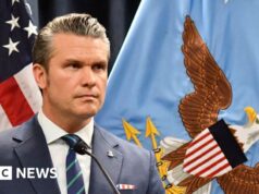 Aumentano le domande per Hegseth sul possibile coinvolgimento degli Stati Uniti nell’attacco alla scuola iraniana