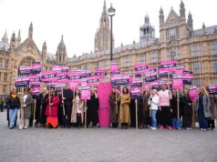 Zara McDermott chiede ai bambini della scuola primaria di essere educati a “relazioni sane”
