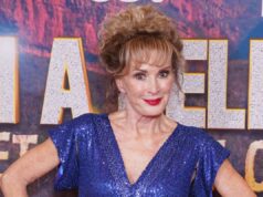 Beverley Callard fa una scintillante apparizione pubblica dopo aver detto “Non mi sento più una donna” durante un intervento chirurgico al cancro