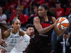 Phantom F Aliyah Boston fuori per i playoff Unmatched