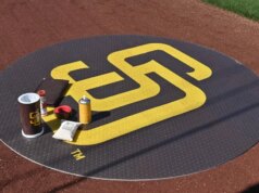 Rapporto: seleziona i gruppi per inviare le offerte finali per l’acquisto di Padres