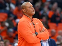 Stagione regolare con conclusione arancione, tentativo di portare Pitt nel torneo ACC