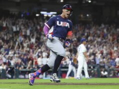 Aaron Choose dà il tono mentre gli Stati Uniti si prodigano nella partita di apertura del WBC contro il Brasile