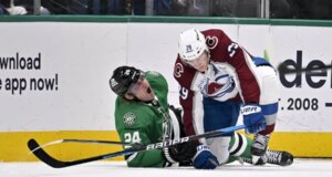 Le stelle F Roope Hintz (gamba) non torneranno contro Avalanche