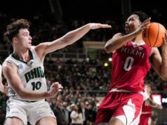 Il numero 19 di Miami (Ohio) batte l’Ohio in OT, completando una stagione regolare perfetta