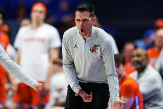 Il campione della SEC Florida inizia il torneo con il profondo e pericoloso Kentucky