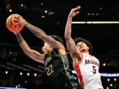 Riepilogo dei 12 grandi tornei: l’Arizona schiaccia l’UCF per passare alle semifinali