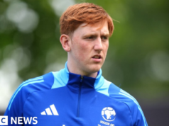 Indignant Ginge afferma che gli inglesi dimostrano che Manchester è il “posto dove stare”