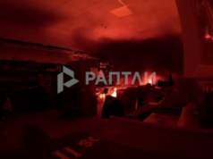 Impianto di armi legato a Israele dato alle fiamme nell’UE (VIDEO)