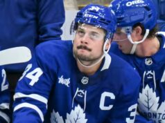 Persona alla difesa di Auston Matthews: i giocatori di Maple Leafs si montrent du doigt