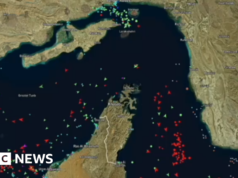 Il timelapse mostra il cambiamento nel flusso delle navi nello Stretto di Hormuz