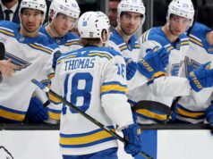 La folie s’intensifica l’autore di Robert Thomas