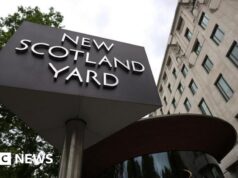 Tre uomini arrestati nel Regno Unito perché sospettati di spionaggio a favore della Cina