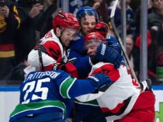 Ehlers segna una tripletta, gli Hurricane consegnano a Canucks la settima sconfitta consecutiva