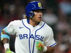 Lucas Ramirez, il figlio di Manny, segna due fuoricampo contro gli Stati Uniti al WBC