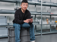 Secondo quanto riferito, il piano dei dispositivi AI di Nothing contiene occhiali e auricolari intelligenti