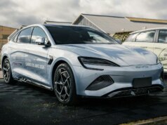 Il principale rivale di Tesla lancia la tecnologia delle batterie per veicoli elettrici promettendo una ricarica completa in circa 10 minuti