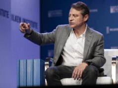 Il fondatore di Xprize Peter Diamandis lancia un nuovo concorso per manifestare un nuovo Star Trek