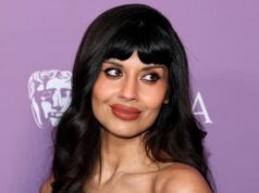 Jameela Jamil parla di identificarsi come “sapiosessuale”