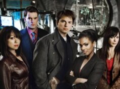 La star di Physician Who accusata di “fare tutto da sola” dopo la vaccinazione di Jodie Whittaker