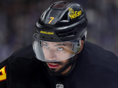 Joseph dei Canucks esce dalla partita contro le Stars