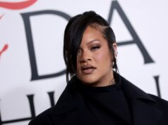 I profumi di Rihanna ricordati perché temevano che potessero essere “dannosi per le donne e i bambini non ancora nati”