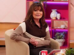 Lorraine Kelly rivela che non sarà in onda per settimane e ringrazia i fan per essere rimasti al suo fianco