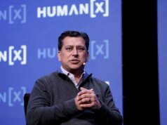 Nomi di giornalisti presumibilmente “appropriati indebitamente” secondo la grammatica, afferma un’azione collettiva