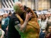 Il mastino della star della AEW Dustin Rhodes vince il premio alla più grande esposizione canina del mondo